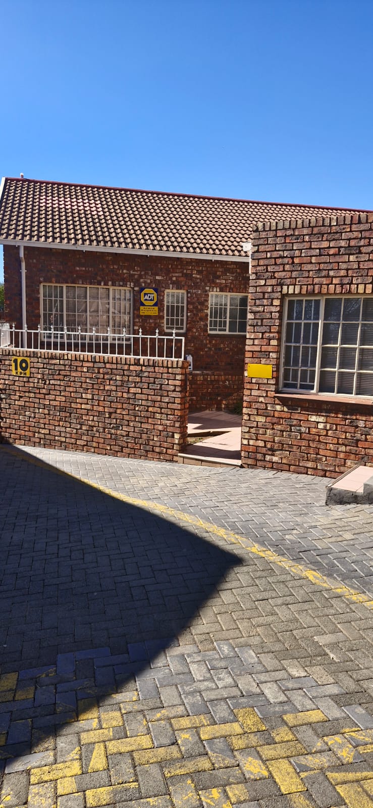 To Let 3 Bedroom Property for Rent in Uitsig Free State